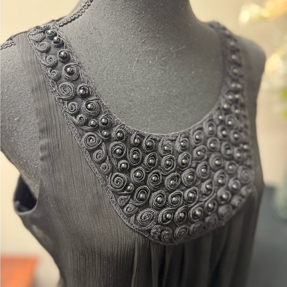 21 Smocked Black Top beading & decorative neckline trim, elastic at waist Size M - Picture 7 of 9